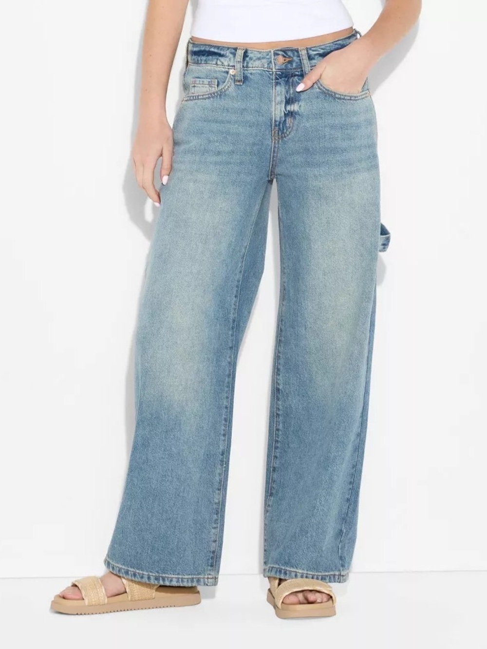 Low Rise Baggy Jeans Medium Wash Size 4 Wild Fable NWT 31 Inseam